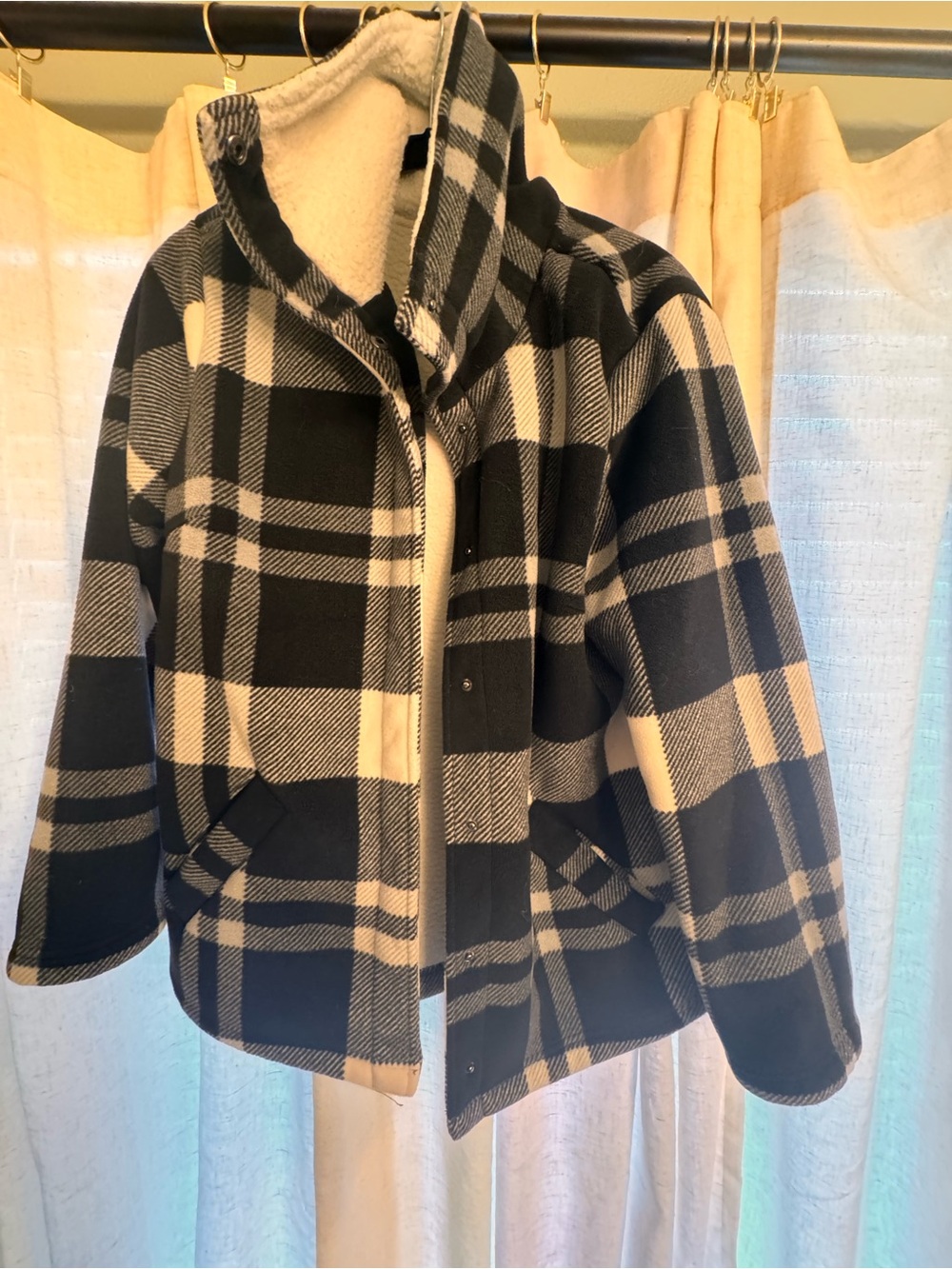 Denim&Co Black and Cream Plaid Hooded Jacket